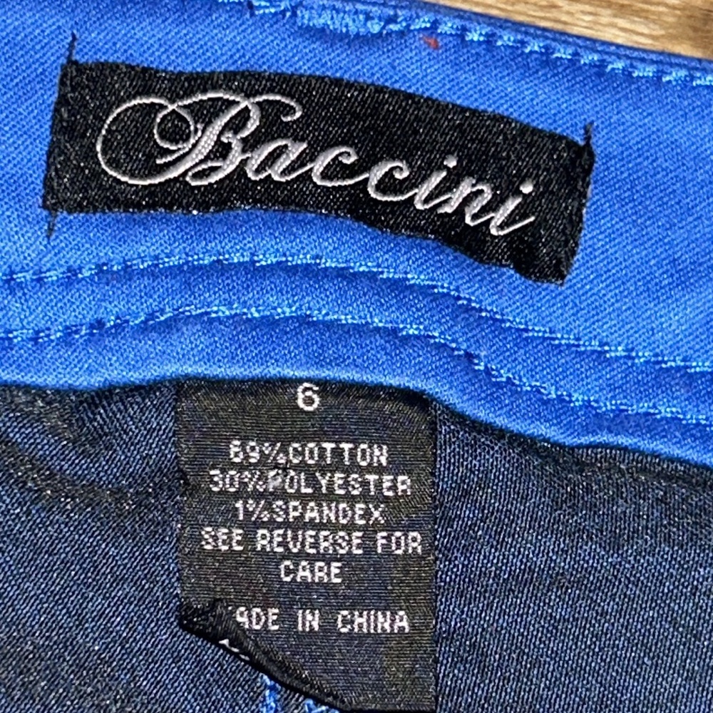 Gorgeous ( never worn) stretchy Royal Blue Baccinni Skinny Jean Slacks Size 6 - Picture 2 of 5